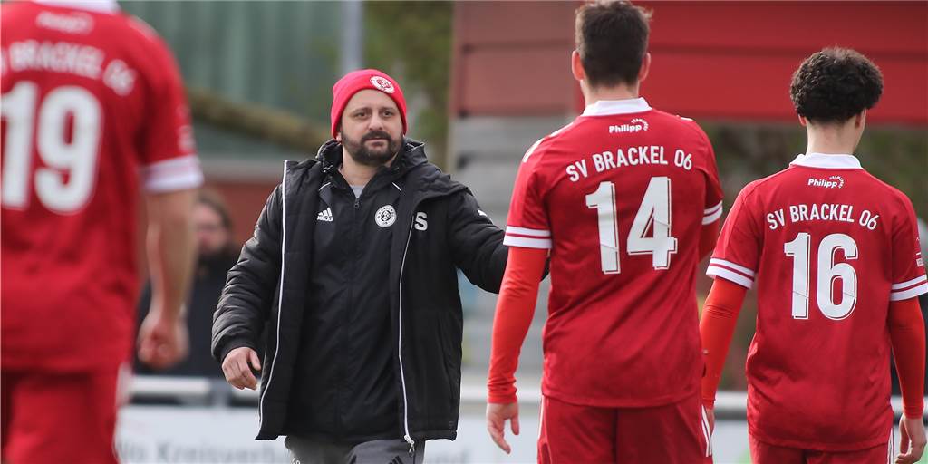 SV Brackel hat dreifachen Grund zur Freude: Klarer Sieg und zwei Neuverpflichtungen kommen SV Brackel hat dreifachen Grund zur Freude: Klarer Sieg und zwei Neuverpflichtungen kommen