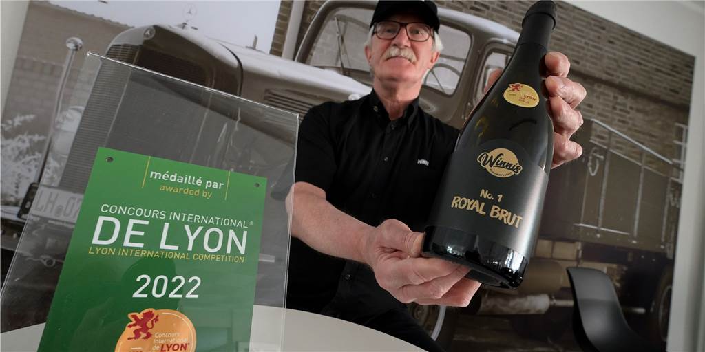 Bier mit Weingeschmack: Winnis gewinnt Goldmedaille bei Bier-Wettbewerb Bier mit Weingeschmack: Winnis gewinnt Goldmedaille bei Bier-Wettbewerb
