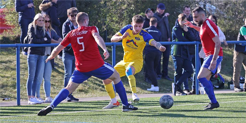 Liveticker zum Nachlesen: Schwerin und FC Castrop-Rauxel kämpften um Punkte - dürftige Ausbeute Liveticker zum Nachlesen: Schwerin und FC Castrop-Rauxel kämpften um Punkte - dürftige Ausbeute