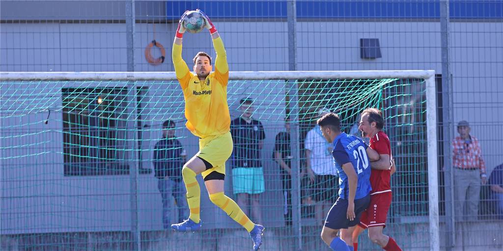 Aufstellungen, Torschützen, Platzverweise: So haben Castrop-Rauxels Teams am Ostermontag gespielt Aufstellungen, Torschützen, Platzverweise: So haben Castrop-Rauxels Teams am Ostermontag gespielt