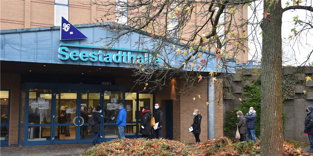 Auch als Impfzentrum wurde die Seestadthalle schon genutzt. Jetzt sollen dort Flüchtlinge aus der Ukraine unterkommen.
