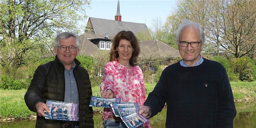 Marienthaler Abende: Programm für 2022 mit viel Musik und Humor Theo Büning, Kordula Mook-Weritz und Karl-Heinz Elmer (v.l.), drei Vorstandsmitglieder des Kulturkreises Marienthal, präsentierten das Programm der 39. Marienthaler Abende.