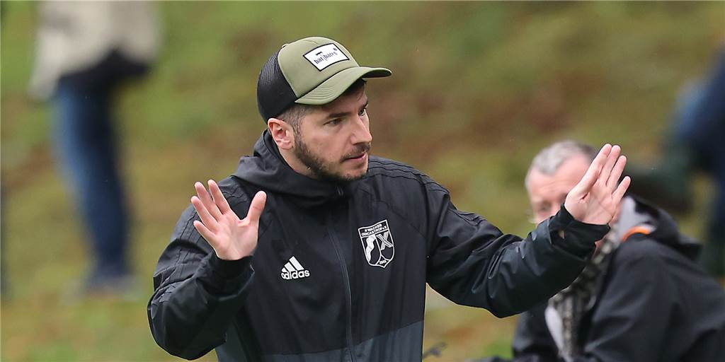 Wacker Obercastrop hat einen neuen Trainer - ein Bewerber geht zum Liga-Rivalen Wacker Obercastrop hat einen neuen Trainer - ein Bewerber geht zum Liga-Rivalen