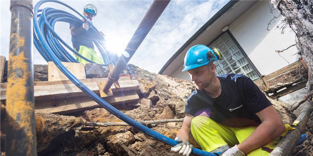 Frisches Wasser für zu Hause: Gelsenwasser sichert die Trinkwasserversorgung Die meisten Investitionskosten der Gelsenwasser AG fließen in die Erweiterung und Instandhaltung des Rohnetzes für Trinkwasser.
