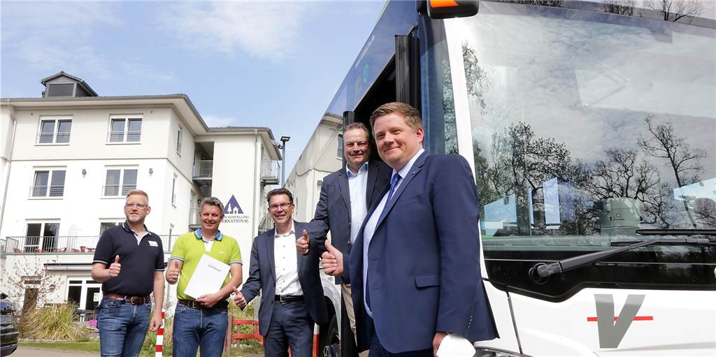 Jugendherberge Haltern am See bekommt eine eigene Bushaltestelle (mit Video) Stadt, Kreis, Vestische und Jugendherberge zogen bei der neuen Buslinie an einem Strang.