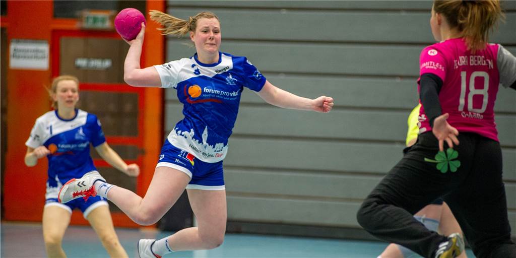 HSC-Damen feiern überzeugenden Sieg - Lob für Jugendspielerinnen Leonie Fohrmann war mit fünf Toren zweitbeste Torschützen des HSC Haltern-Sythen gegen die HSG Hohenlimburg.