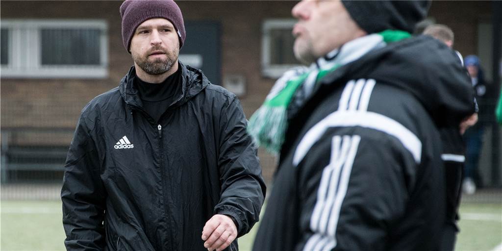 Adrian Cetera erklärt Bossendorf-Verbleib: „Ich fühle mich sauwohl“ Adrian Cetera (l.) fühlt sich beim SV Bossendorf „sauwohl“.