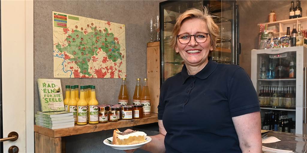 „Tante Guste“: Das ist Dorstens ungewöhnlichster Kiosk (mit Video) Jutta Kleine-Vorholt serviert Kuchen in ihrer Trinkhalle "Tante Guste"