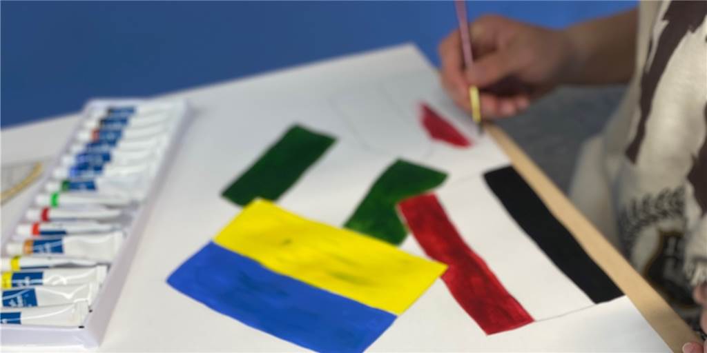 2700 Schüler laufen Donnerstag für den Frieden durch Castrop-Rauxel Viele Plakate, Fahnen und T-Shirts wurden bemalt, am Donnerstag startet der Sternmarsch für den Frieden.