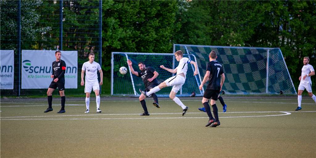 Königsborner SV bleibt Erster: Nächster Wettklo-Hattrick zwingt BV Brambauer spät in die Knie Königsborner SV bleibt Erster: Nächster Wettklo-Hattrick zwingt BV Brambauer spät in die Knie