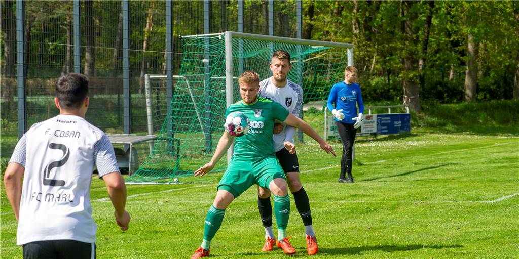 Eine gute Halbzeit reicht dem FC Marl gegen Lippramsdorf - Torwart spielt im Feld Eine gute Halbzeit reicht dem FC Marl gegen Lippramsdorf - Torwart spielt im Feld