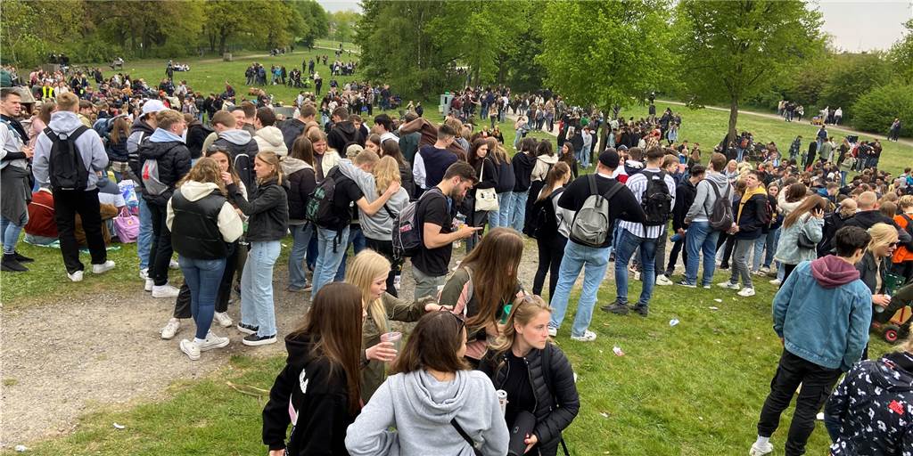 Polizei und Ordnungsamt: „So wünscht man es sich, wenn junge Leute feiern“ Polizei und Ordnungsamt loben das Verhalten der Jugendlichen am 1. Mai.