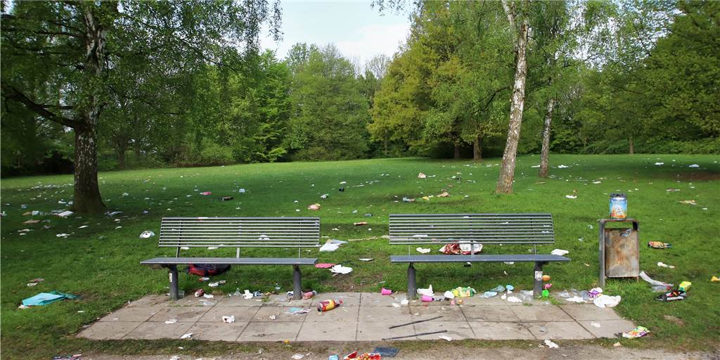 Stadt Lünen: Aufräumen nach der Maifeier dauert etwa eine Woche Müll ist auch nach dieser Maifeier an der Grillwiese ein Thema, wenn auch nicht in dem Umfang wie in den Vorjahren.
