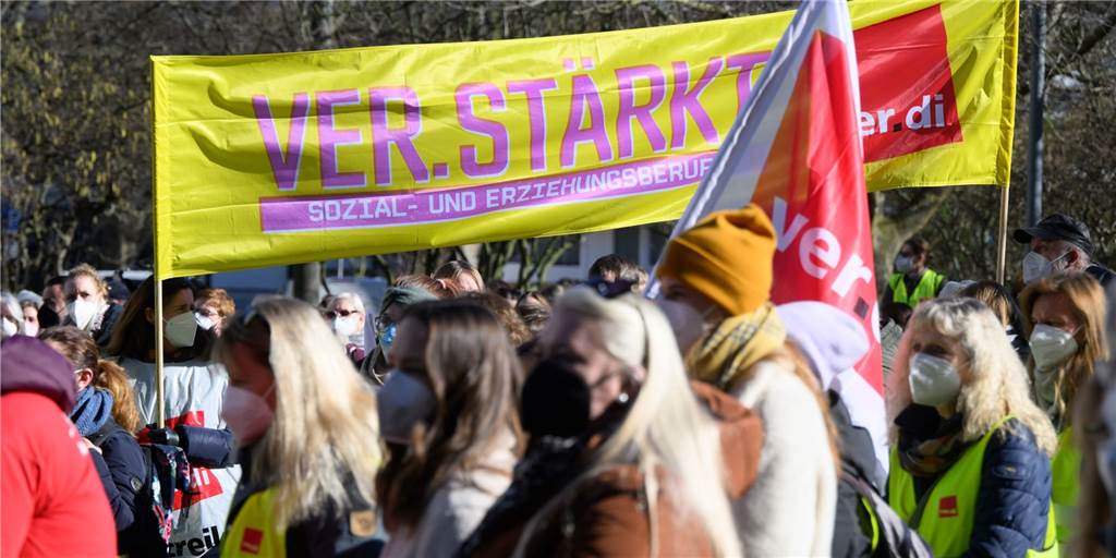 Streik mit Kundgebung in Lünen: Zehn Kitas bleiben am Mittwoch (4.5.) zu Streik mit Kundgebung in Lünen: Zehn Kitas bleiben am Mittwoch (4.5.) zu