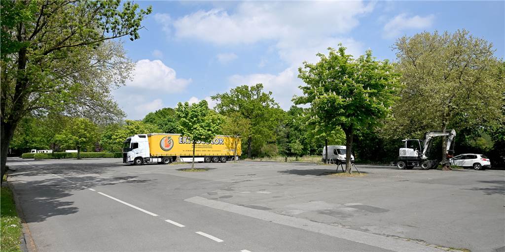 Mobile Wohncontainer möchte die Stadt für Geflüchtete aus der Ukraine auf dem Parkplatz Cappenberger See aufstellen. Der Standort steht in der Kritik.