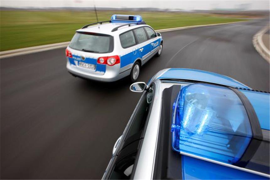 Autofahrer verursachte mehrere Unfälle auf der A2 Autofahrer verursachte mehrere Unfälle auf der A2