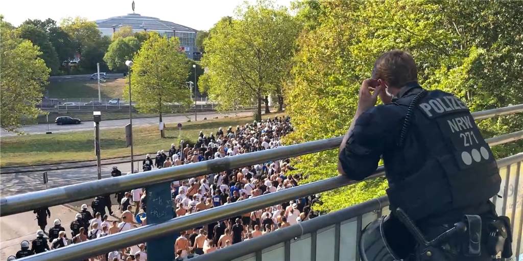 Fanmarsch im Re-Live: Tausende Kopenhagen-Fans zogen durch Dortmund Fanmarsch im Re-Live: Tausende Kopenhagen-Fans zogen durch Dortmund