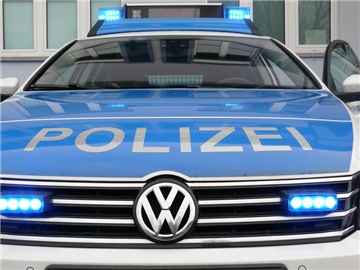 Dortmunder rammt Streifenwagen und flüchtet zu Fuß