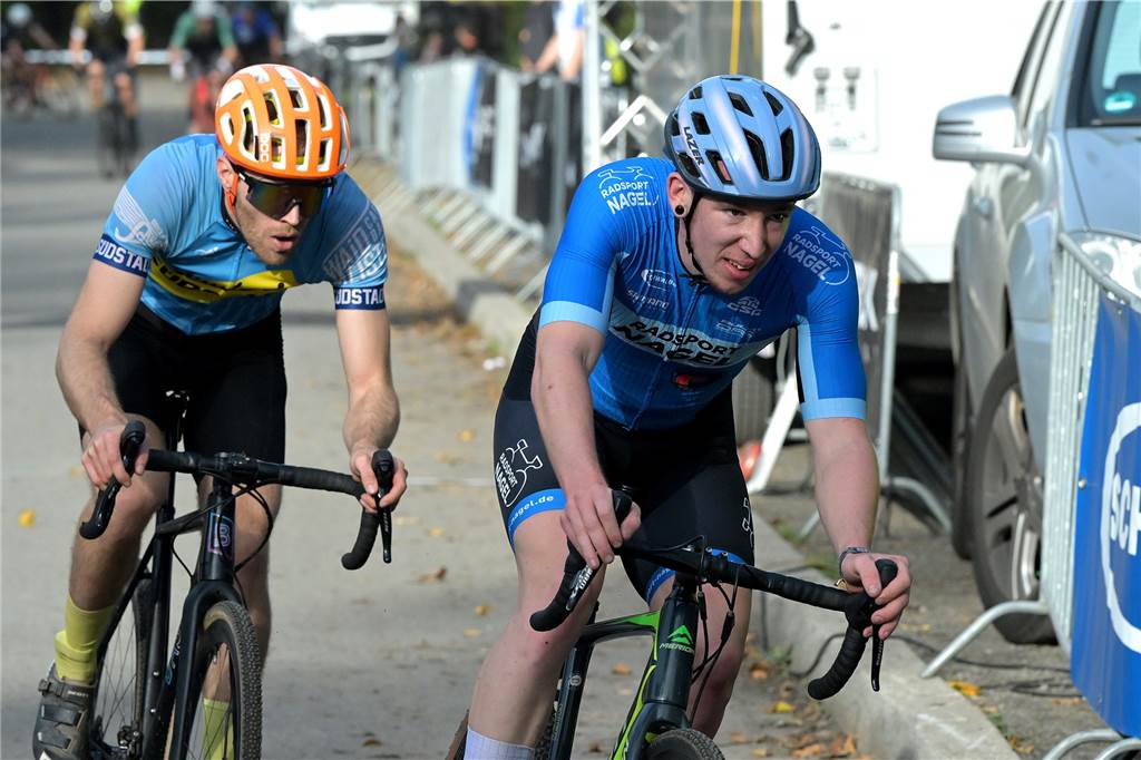 Fußball, Handball, Ringen und Cyclocross: Mehr als 90 Bilder vom Lüner Sportwochenende