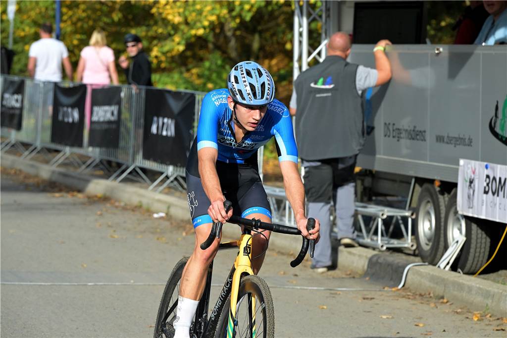 Fußball, Handball, Ringen und Cyclocross: Mehr als 90 Bilder vom Lüner Sportwochenende