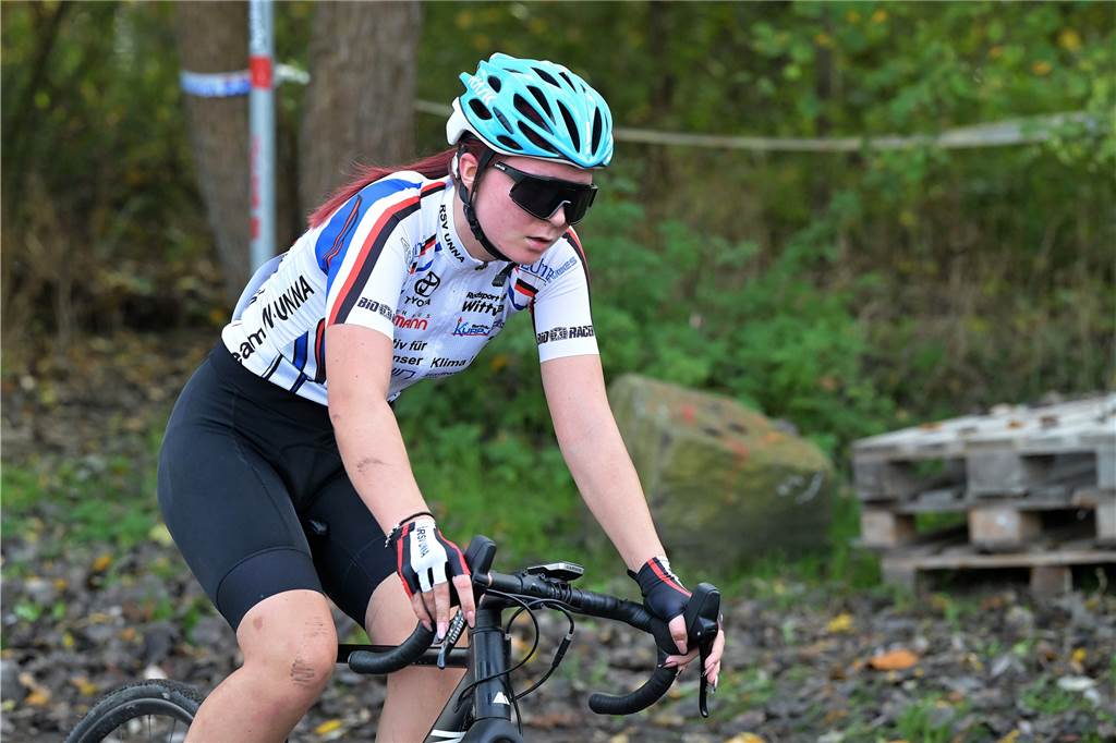 Fußball, Handball, Ringen und Cyclocross: Mehr als 90 Bilder vom Lüner Sportwochenende