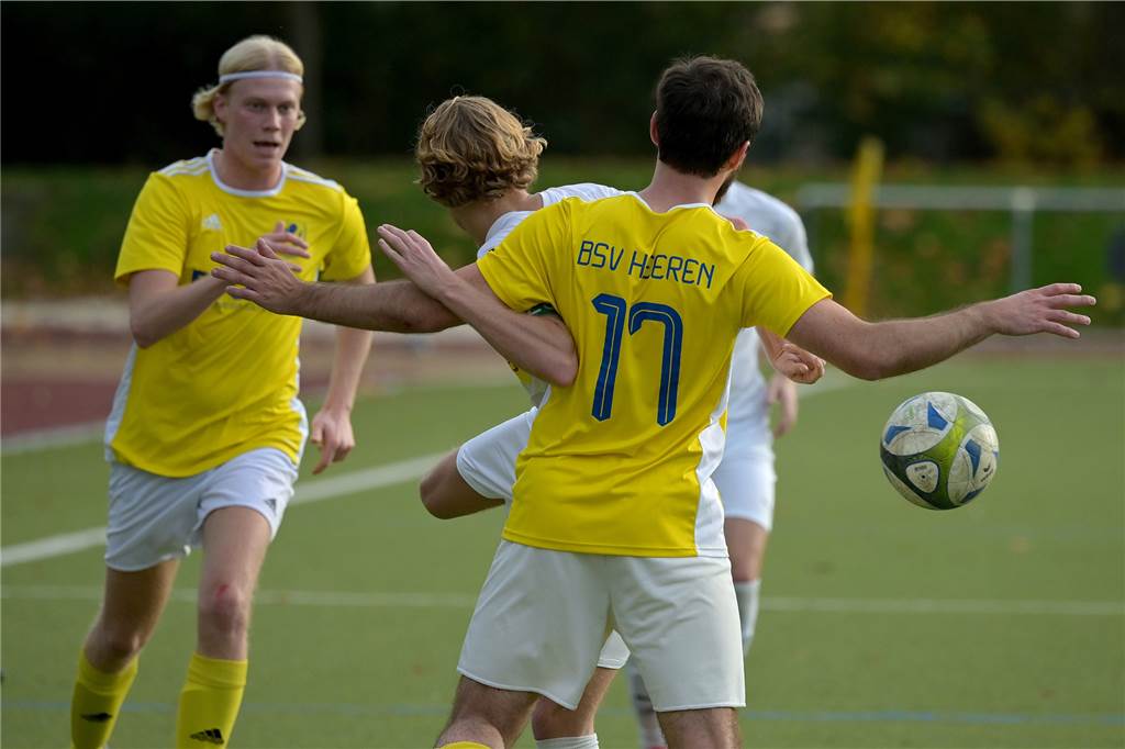 Fußball, Handball, Ringen und Cyclocross: Mehr als 90 Bilder vom Lüner Sportwochenende