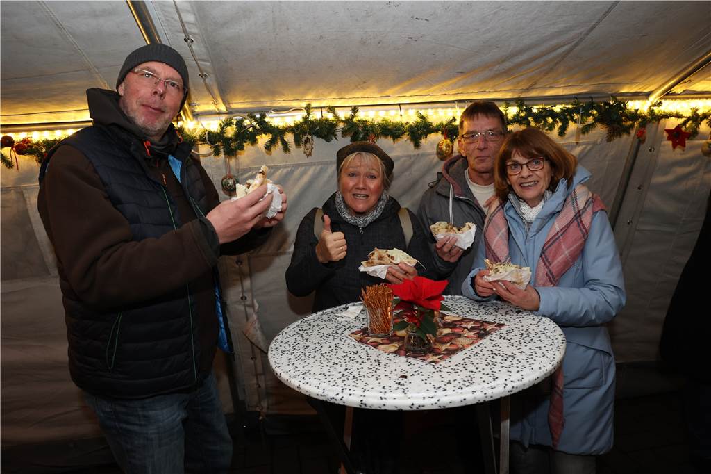 Adventsmarkt 2022 in Selm : Preistipp: Glühwein in Selm ist besonders günstig