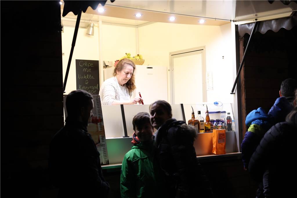 Adventsmarkt 2022 in Selm : Preistipp: Glühwein in Selm ist besonders günstig