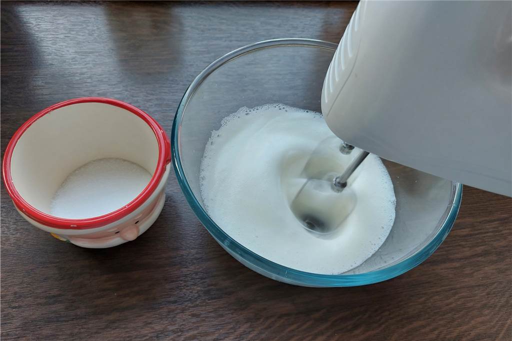 Schritt-für-Schritt-Anleitung: So backen Sie Schoko-Weihnachtsbäumchen Schritt-für-Schritt-Anleitung: So backen Sie Schoko-Weihnachtsbäumchen
