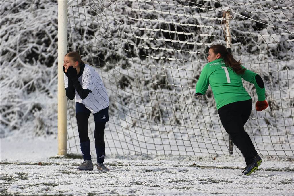 Westfalenpokal: Victoria Habinghorst rockt das Duell auf Schnee mit Phönix Höxter