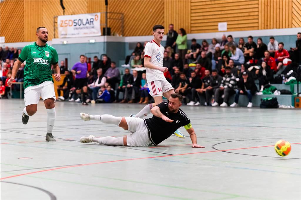 SV Schermbeck gewinnt Sparkassen-Cup: Sympathiepunkte sammelten sie dabei nicht