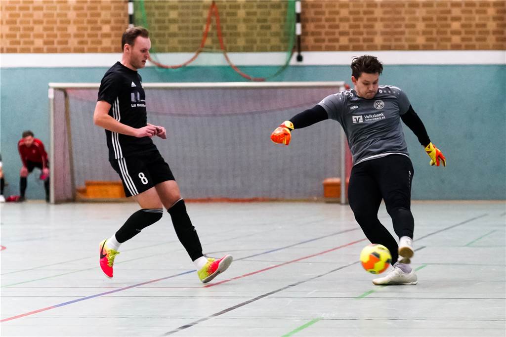 SV Schermbeck gewinnt Sparkassen-Cup: Sympathiepunkte sammelten sie dabei nicht