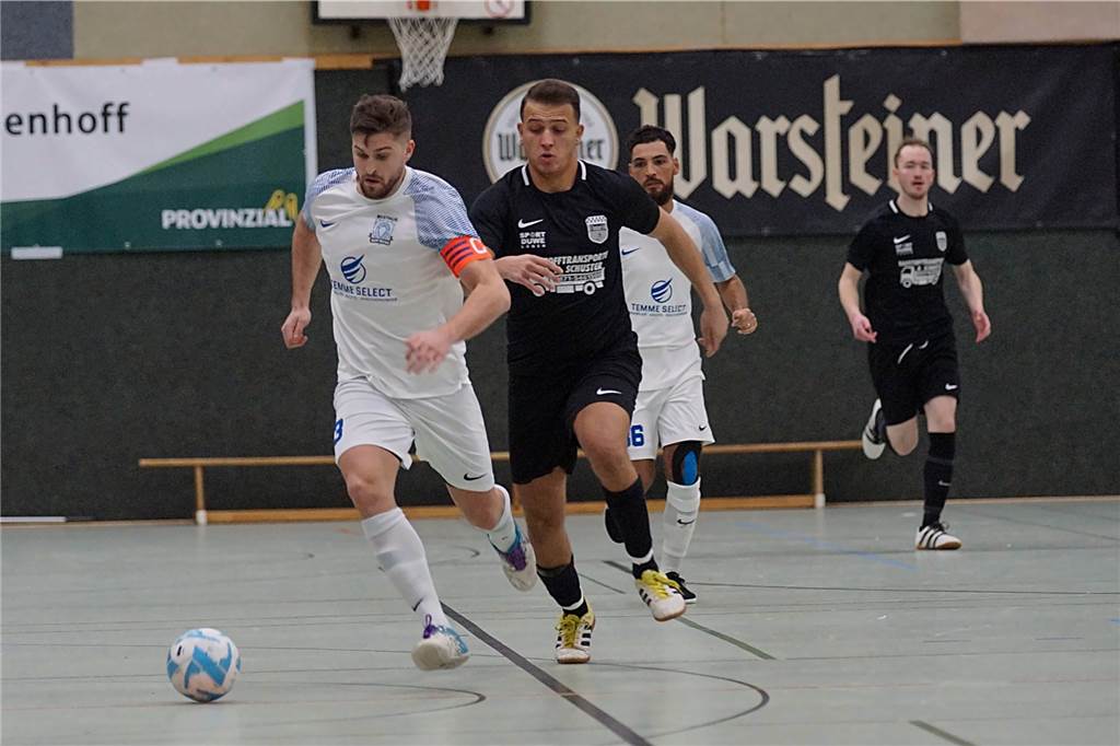 Viele Fotos: Derbys, Überraschung und Wiedersehen mit Ex-Klubs bei den Warsteiner Masters