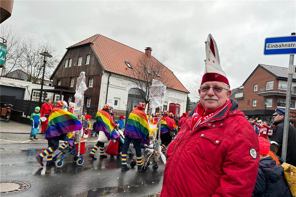 Karnevalsumzug 2023 in Selm: Viele Fotos von den Zuschauerinnen und Zuschauer Karnevalsumzug 2023 in Selm: Viele Fotos von den Zuschauerinnen und Zuschauer