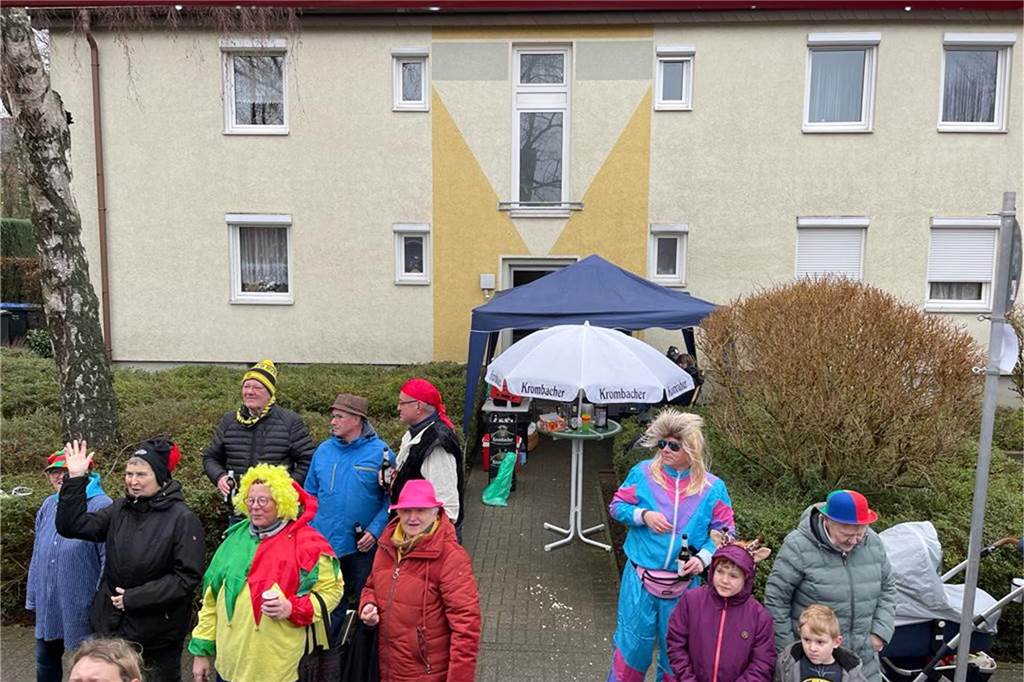 Karnevalsumzug 2023 in Selm: Viele Fotos von den Zuschauerinnen und Zuschauer Karnevalsumzug 2023 in Selm: Viele Fotos von den Zuschauerinnen und Zuschauer