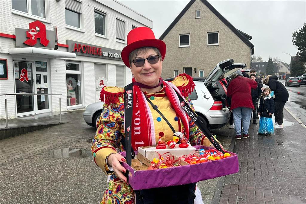 Karnevalsumzug 2023 in Selm: Viele Fotos von den Zuschauerinnen und Zuschauer Karnevalsumzug 2023 in Selm: Viele Fotos von den Zuschauerinnen und Zuschauer