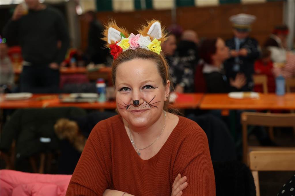 Kinder-Karneval in Selm: Funkelnde Kinderaugen und lange Schlangen