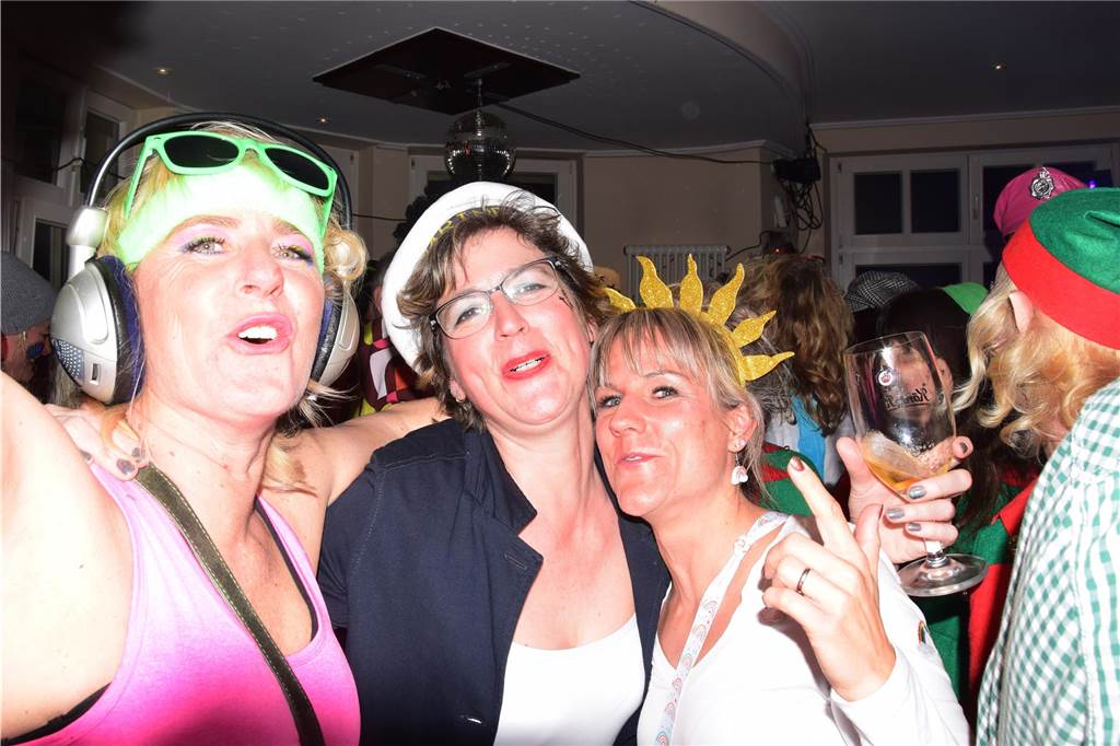 Auch Haltern kann Rosenmontag: Die besten Partybilder aus dem Café Zentral