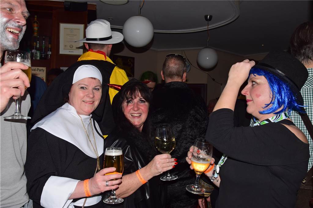Auch Haltern kann Rosenmontag: Die besten Partybilder aus dem Café Zentral