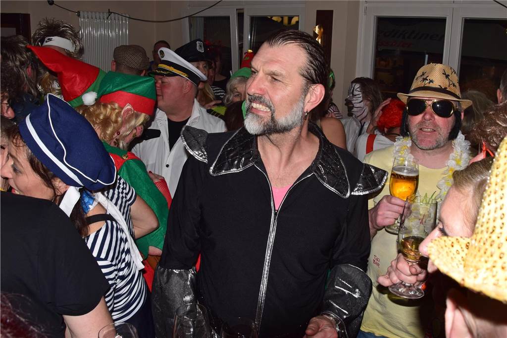 Auch Haltern kann Rosenmontag: Die besten Partybilder aus dem Café Zentral