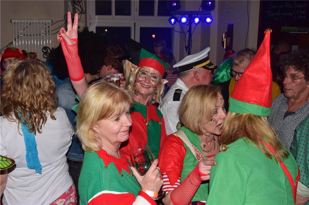 Auch Haltern kann Rosenmontag: Die besten Partybilder aus dem Café Zentral