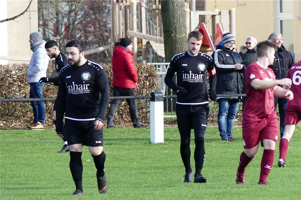 Viele Fotos - Holzwickeder „Liverpool“, Massens kalte Dusche: Das Sportwochenende in Bildern