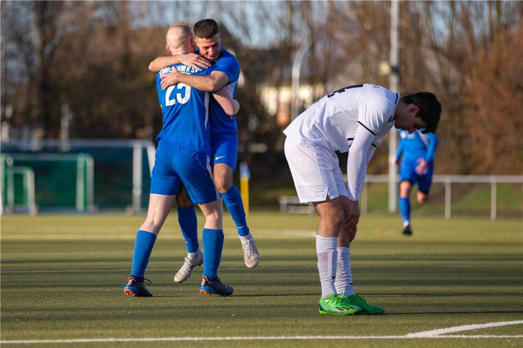 Viele Fotos - Holzwickeder „Liverpool“, Massens kalte Dusche: Das Sportwochenende in Bildern