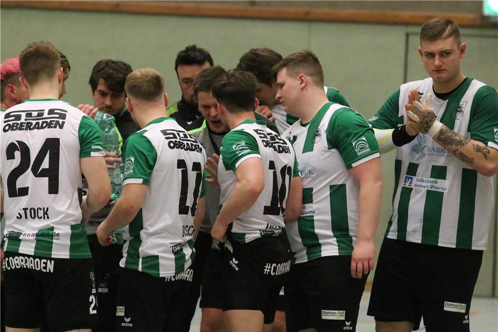 Viele Bilder: HC TuRa Bergkamen feiert Derbysieg in Oberaden