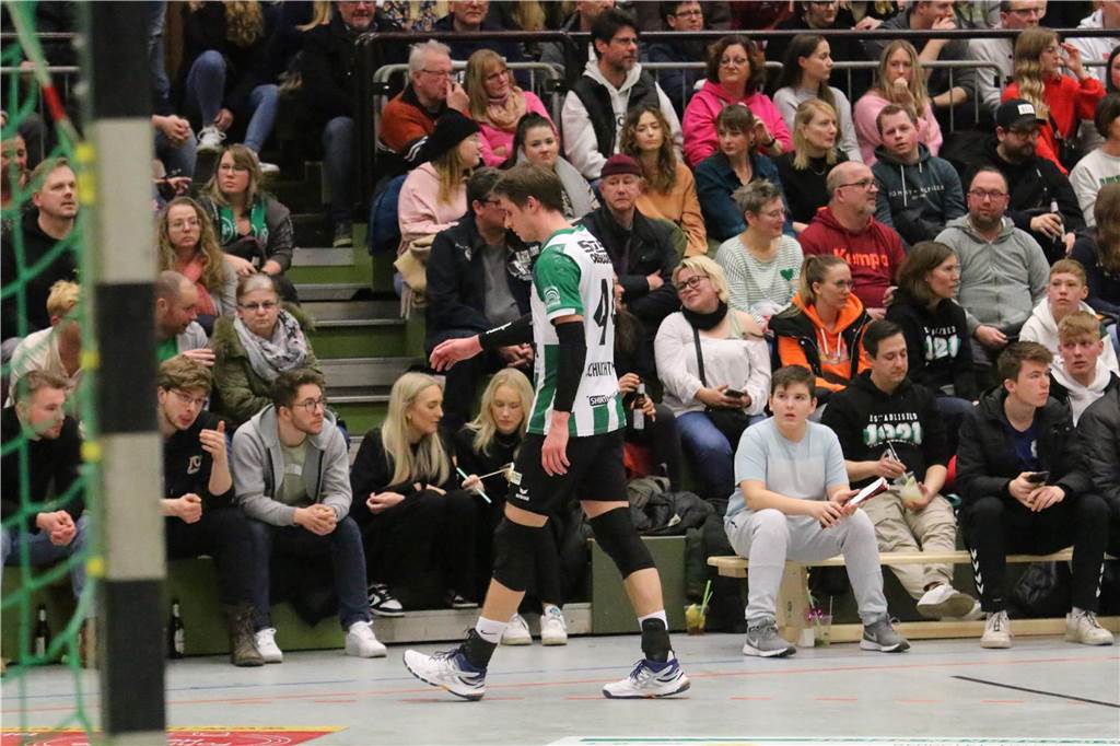 Viele Bilder: HC TuRa Bergkamen feiert Derbysieg in Oberaden