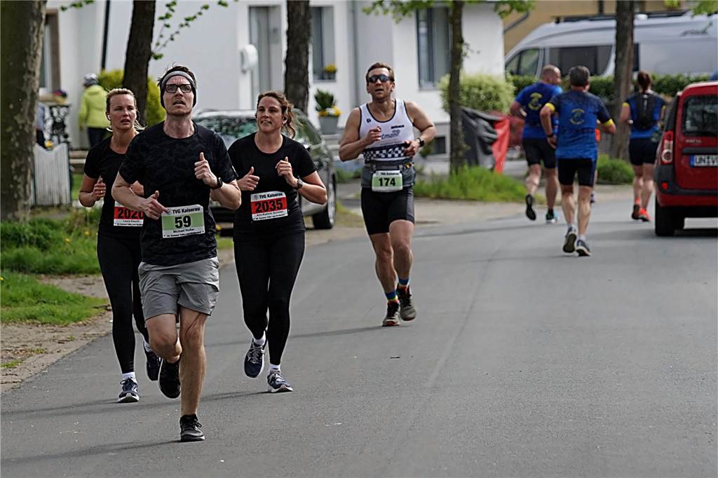 80 Fotos vom Volkslauf des TVG Kaiserau