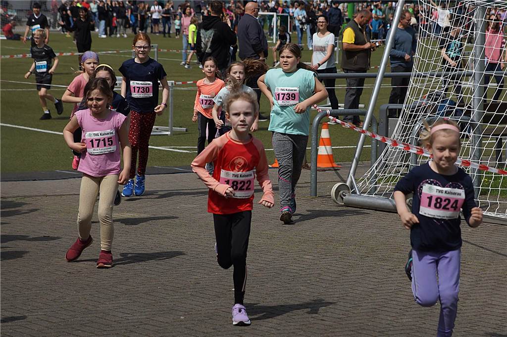 80 Fotos vom Volkslauf des TVG Kaiserau