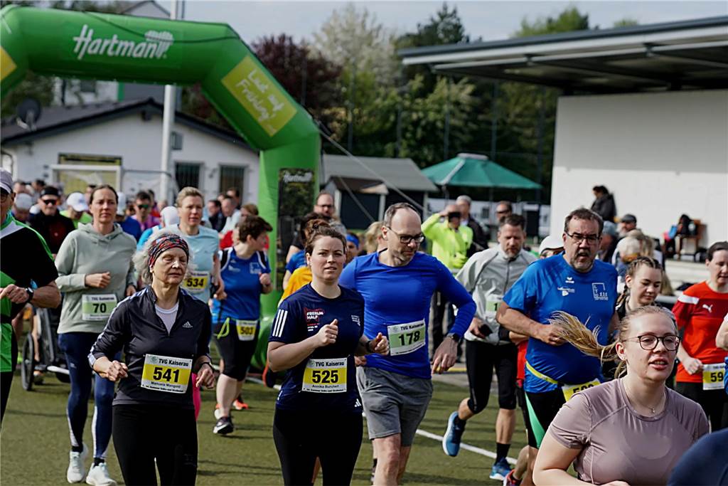 80 Fotos vom Volkslauf des TVG Kaiserau