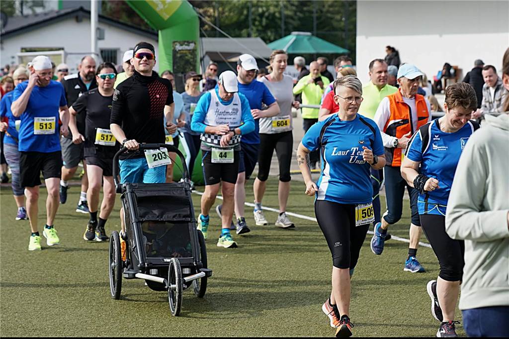 80 Fotos vom Volkslauf des TVG Kaiserau