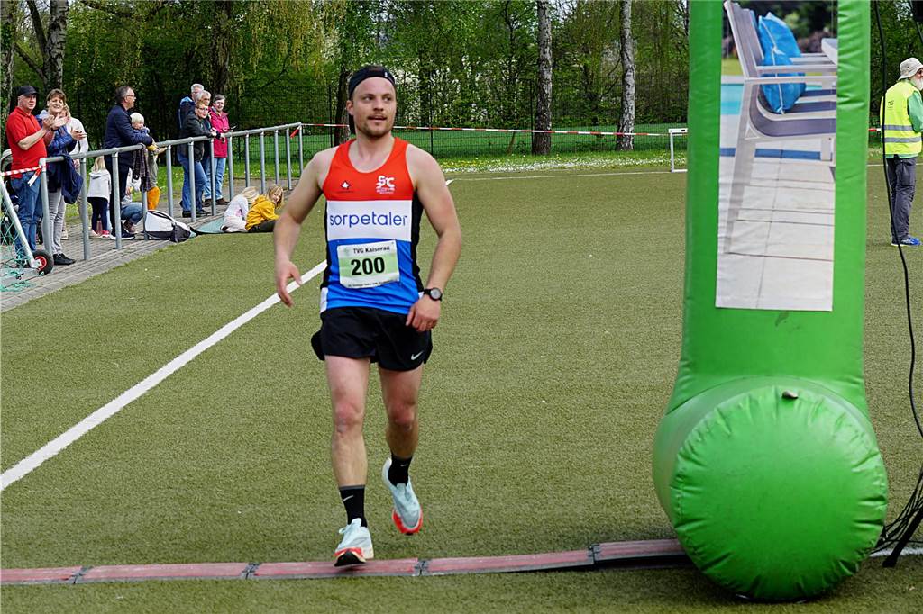 80 Fotos vom Volkslauf des TVG Kaiserau